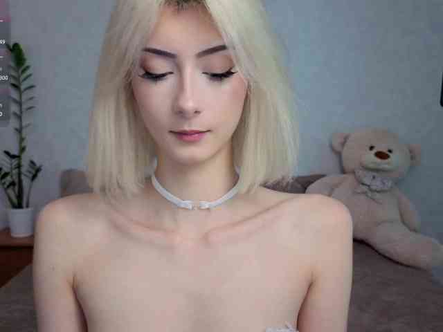 Модель: kittysocutie