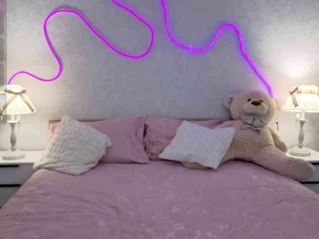 kittysocutie webcam