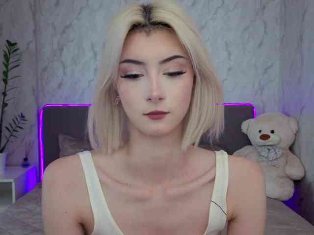 kittysocutie webcam