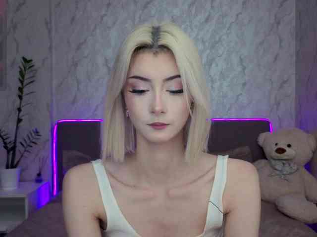 kittysocutie
