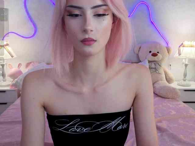 Модель: kittysocutie