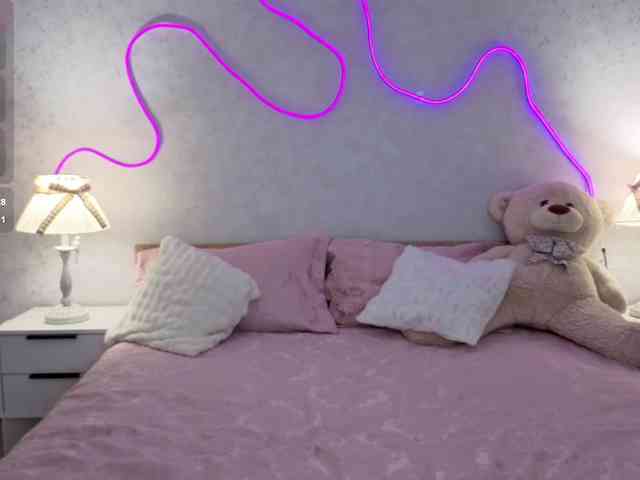 kittysocutie's live room