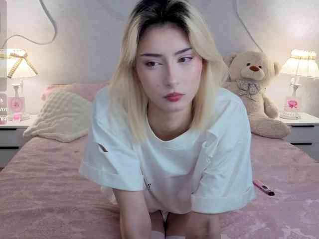kittysocutie webcam