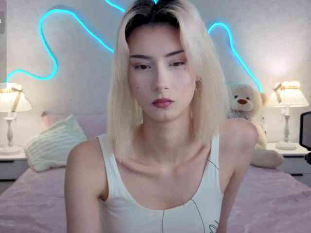 kittysocutie webcam