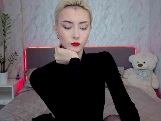 kittysocutie