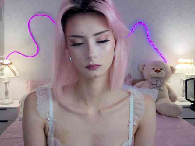 Модель: kittysocutie
