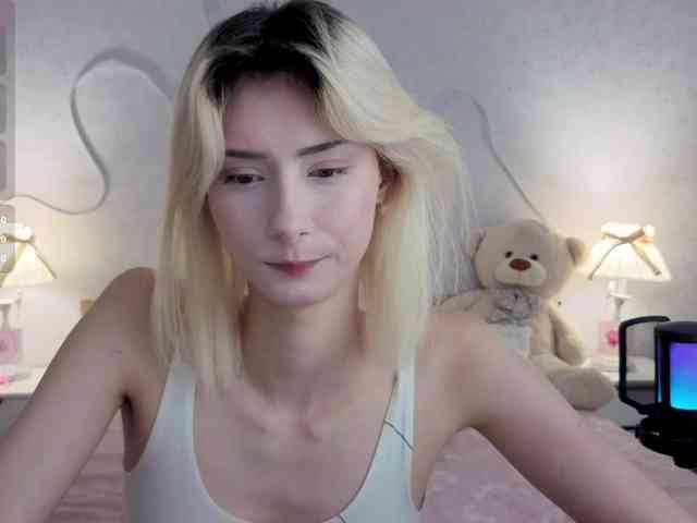 Модель: kittysocutie