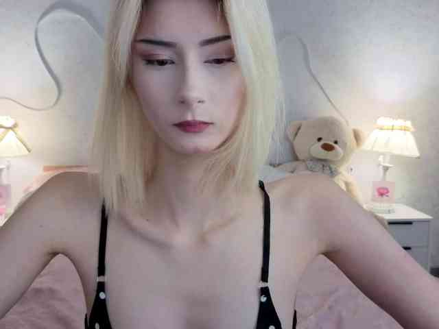 kittysocutie