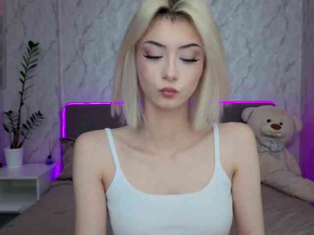kittysocutie webcam