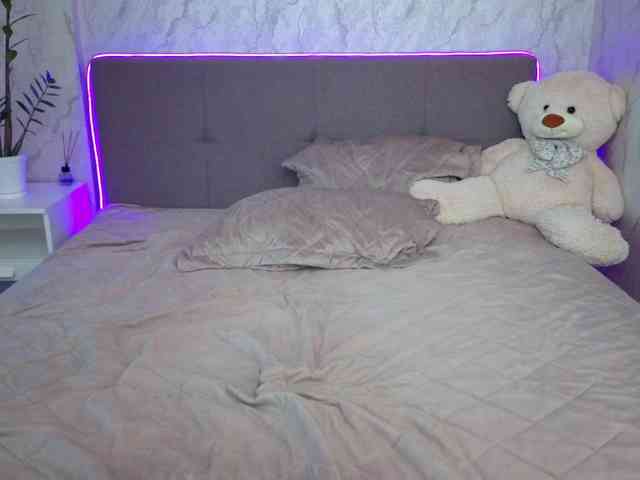 kittysocutie webcam