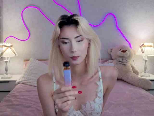 Модель: kittysocutie