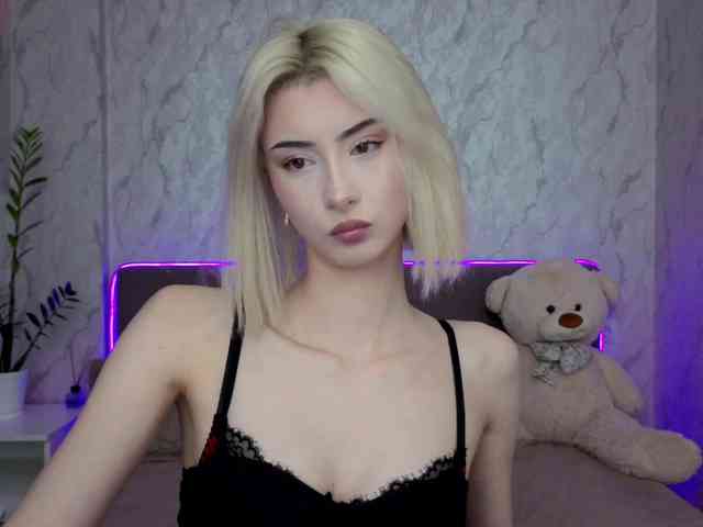 kittysocutie webcam
