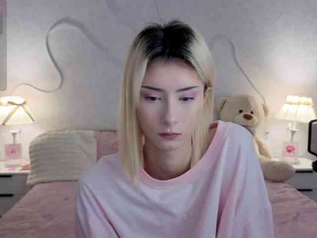 Modèle: kittysocutie