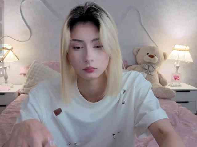 kittysocutie webcam