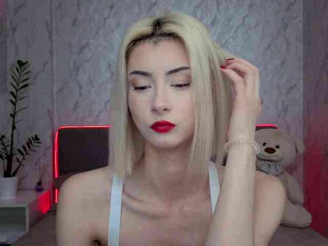 kittysocutie webcam
