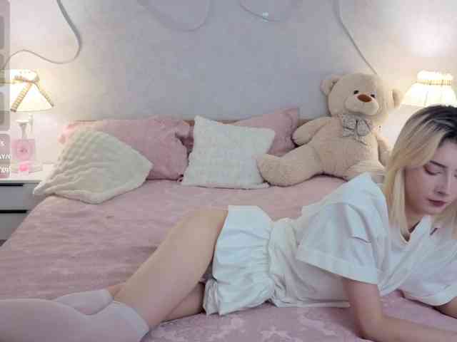 kittysocutie webcam