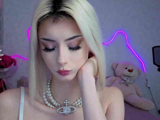 kittysocutie
