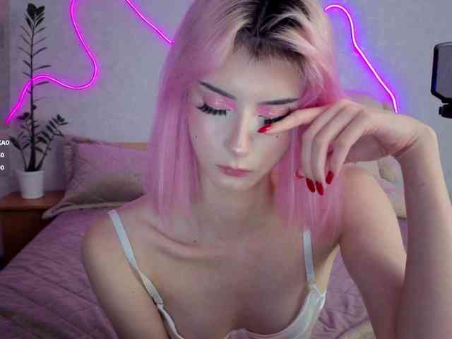 Модель: kittysocutie