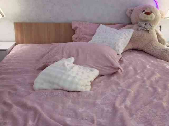 kittysocutie webcam