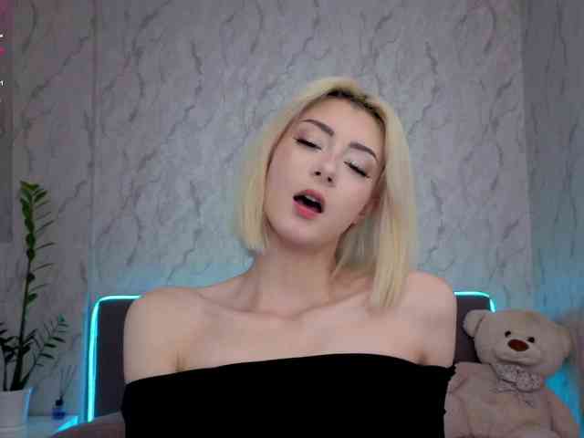 kittysocutie