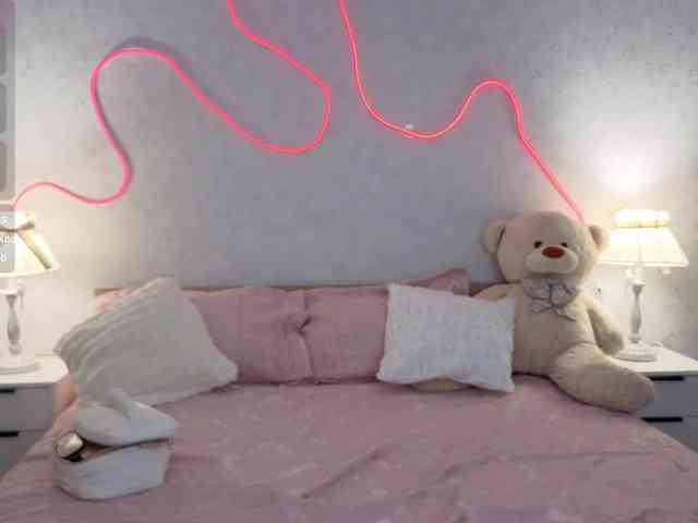 kittysocutie webcam
