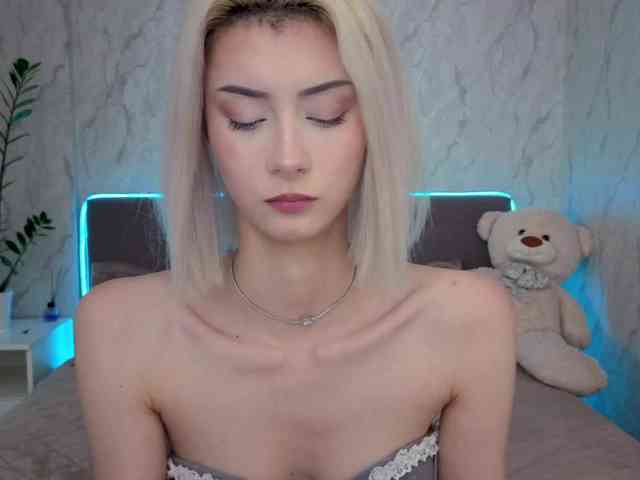 kittysocutie