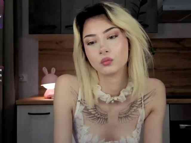 kittysocutie