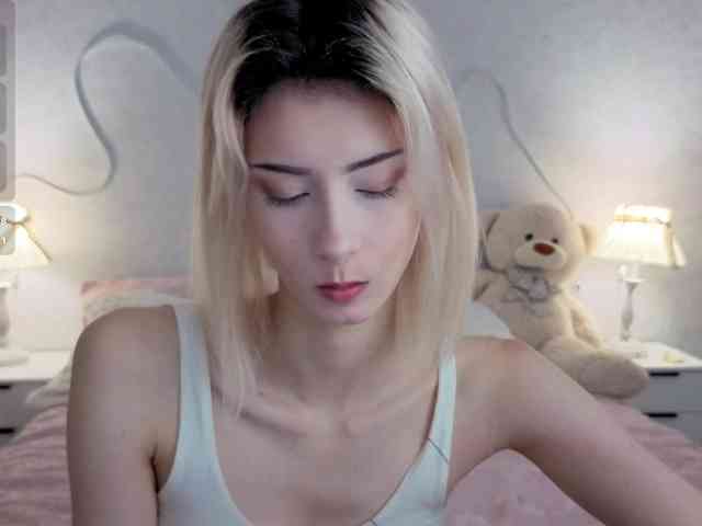kittysocutie webcam