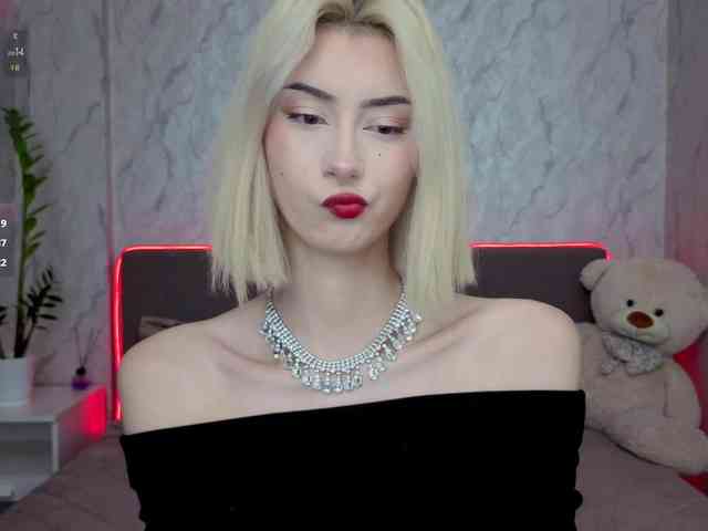 kittysocutie webcam