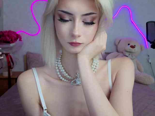 kittysocutie