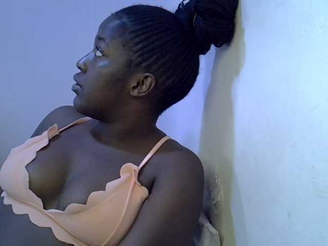 Honey-drop live cam on BongaCams