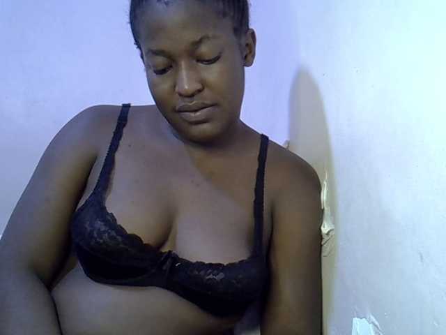 Honey-drop live cam on BongaCams
