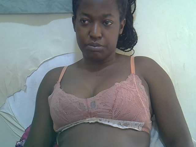 Honey-drop live cam on BongaCams