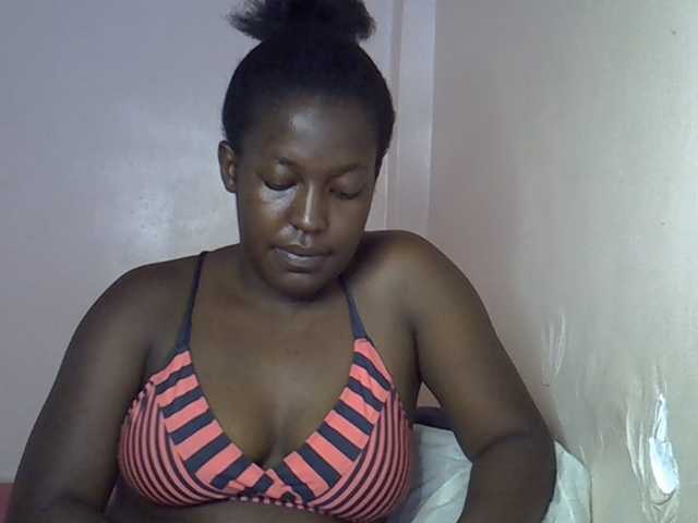 Honey-drop live cam on BongaCams