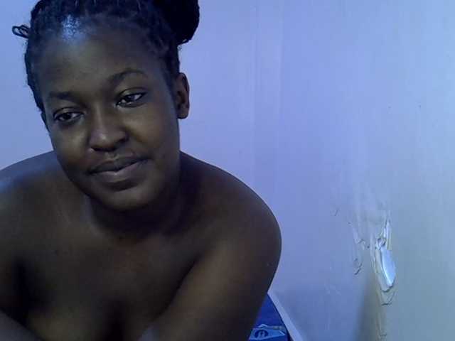 Honey-drop live cam on BongaCams