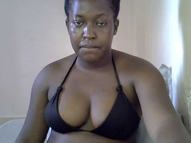Honey-drop live cam on BongaCams