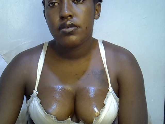 Honey-drop live cam on BongaCams