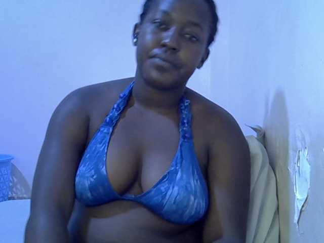 Honey-drop live cam on BongaCams