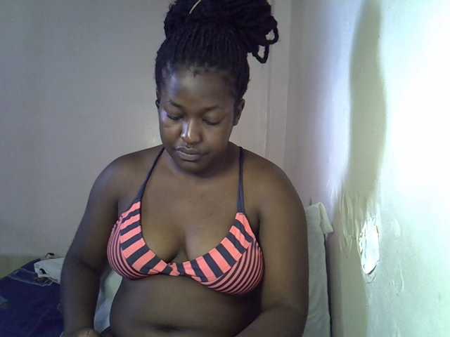 Honey-drop live cam on BongaCams