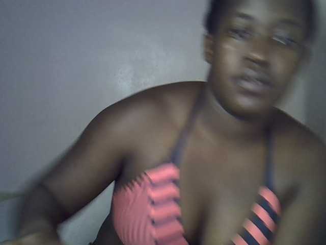 Honey-drop live cam on BongaCams