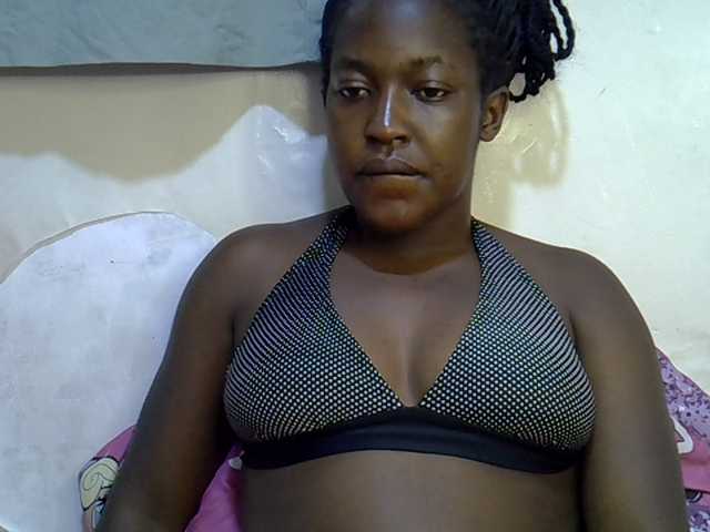 Honey-drop live cam on BongaCams