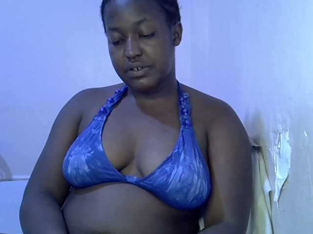 Honey-drop live cam on BongaCams