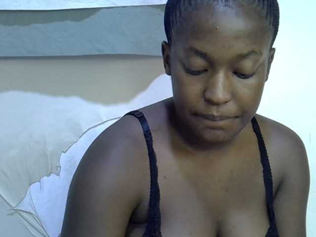 Honey-drop live cam on BongaCams