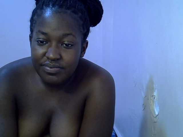 Honey-drop live cam on BongaCams