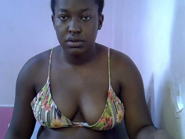 Honey-drop live cam on BongaCams