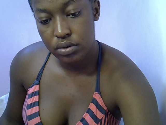 Honey-drop live cam on BongaCams