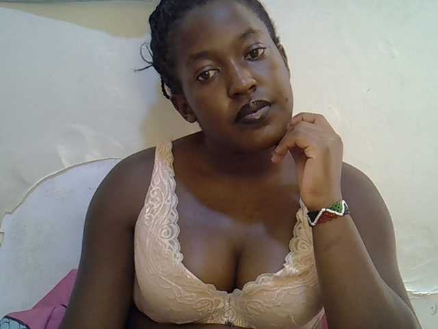 Honey-drop live cam on BongaCams