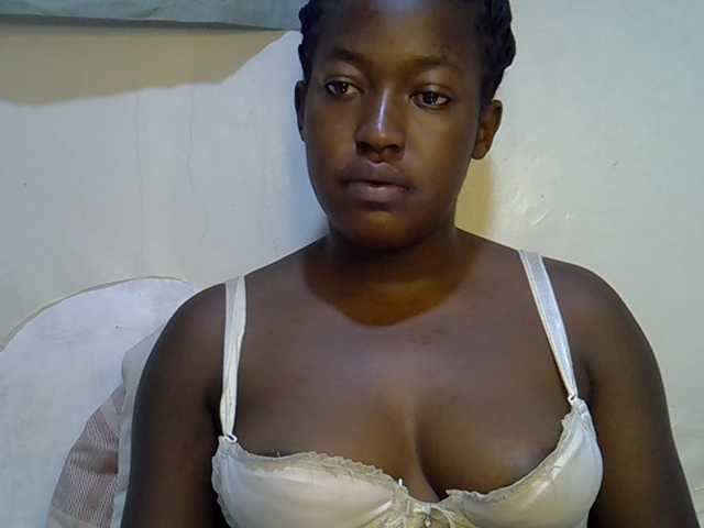 Honey-drop live cam on BongaCams