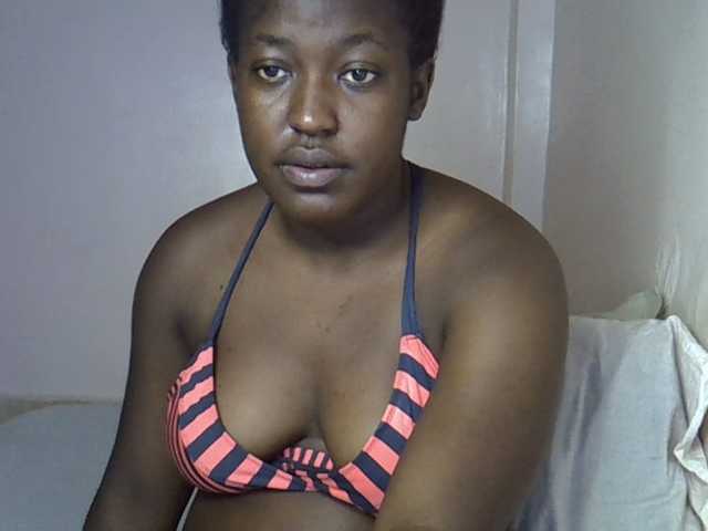 Honey-drop live cam on BongaCams