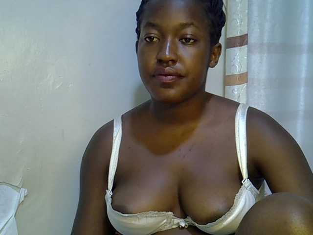Honey-drop live cam on BongaCams